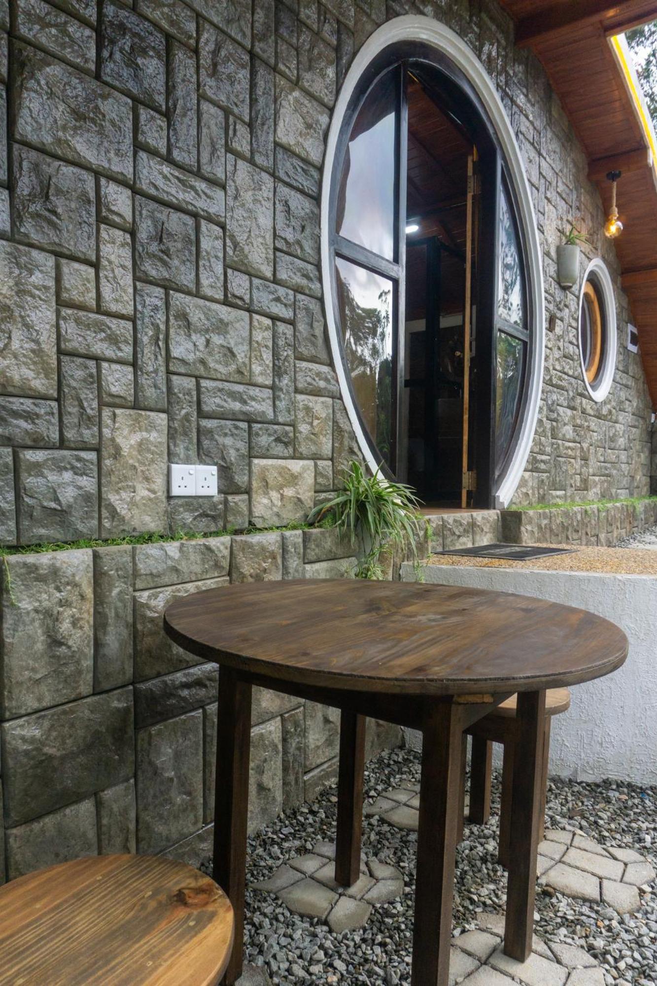 埃拉Hobbit Hole Hideaway住宿加早餐旅馆 外观 照片